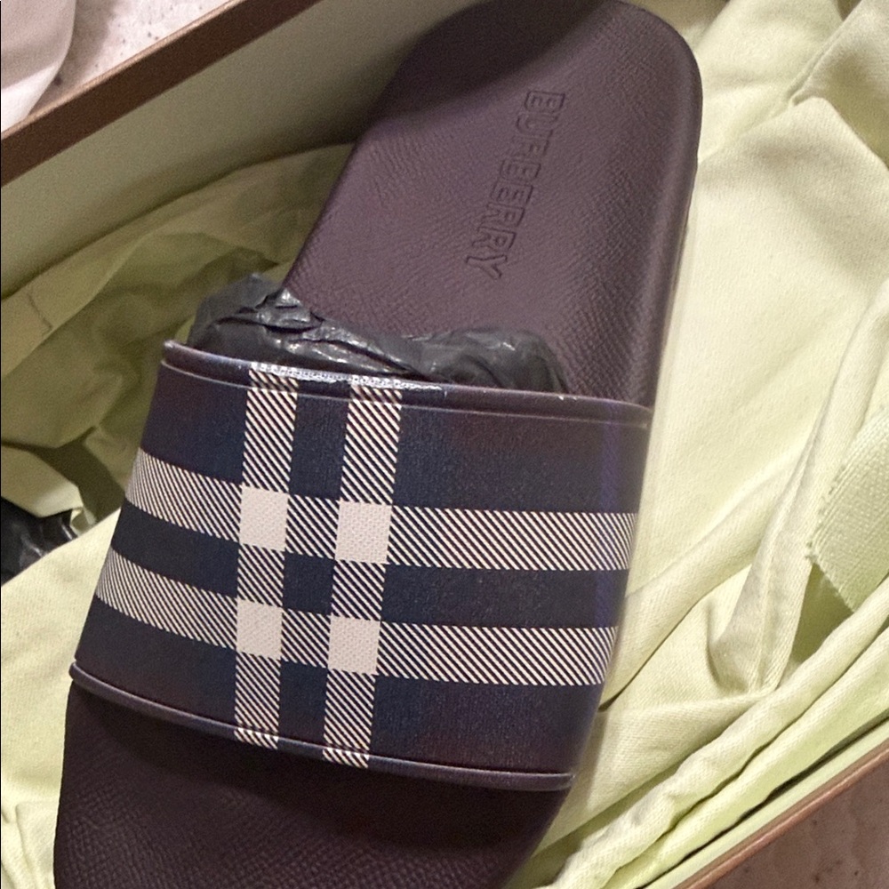 Burberry Men's Check Pattern Slide Sandals